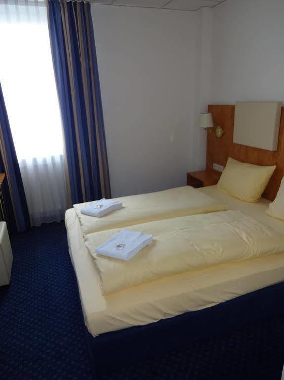 Euro-Hotel Kappel-Grafenhausen Exterior foto
